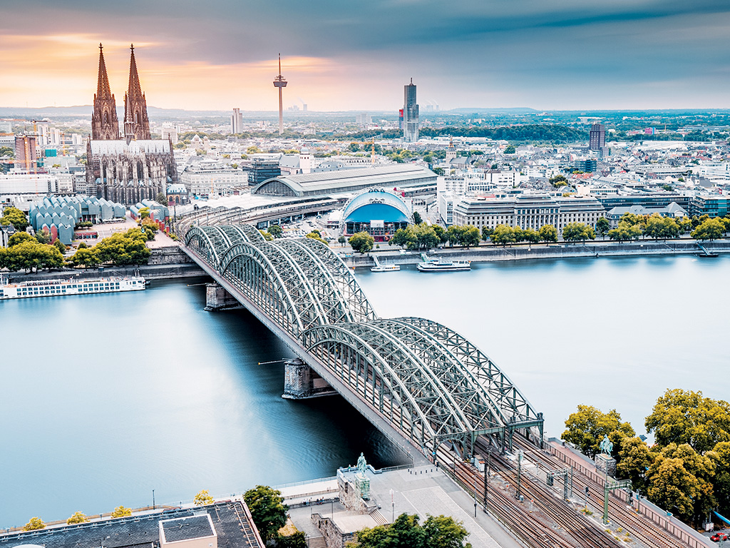  Europe jointly showcases attractions